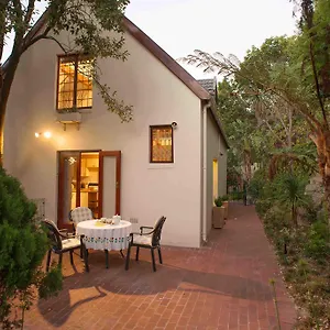  Holiday home Meadows Mountain View