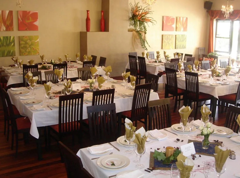 Chapmans Peak Beach Hotel Hout Bay