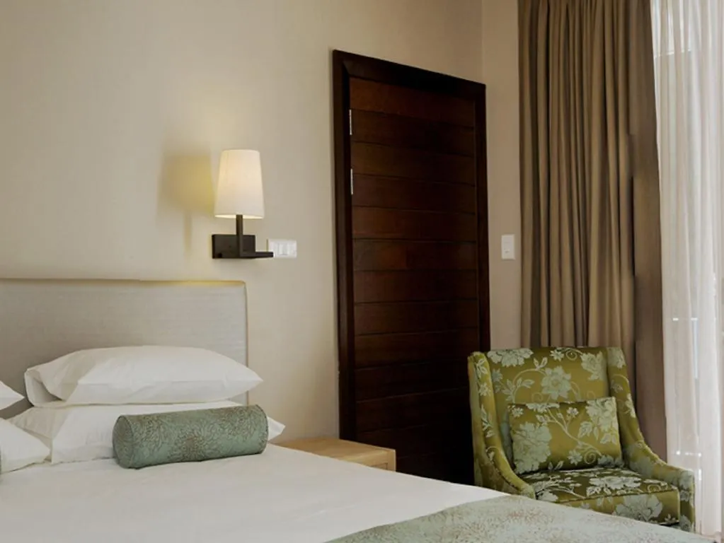 Chapmans Peak Beach Hotel Hout Bay