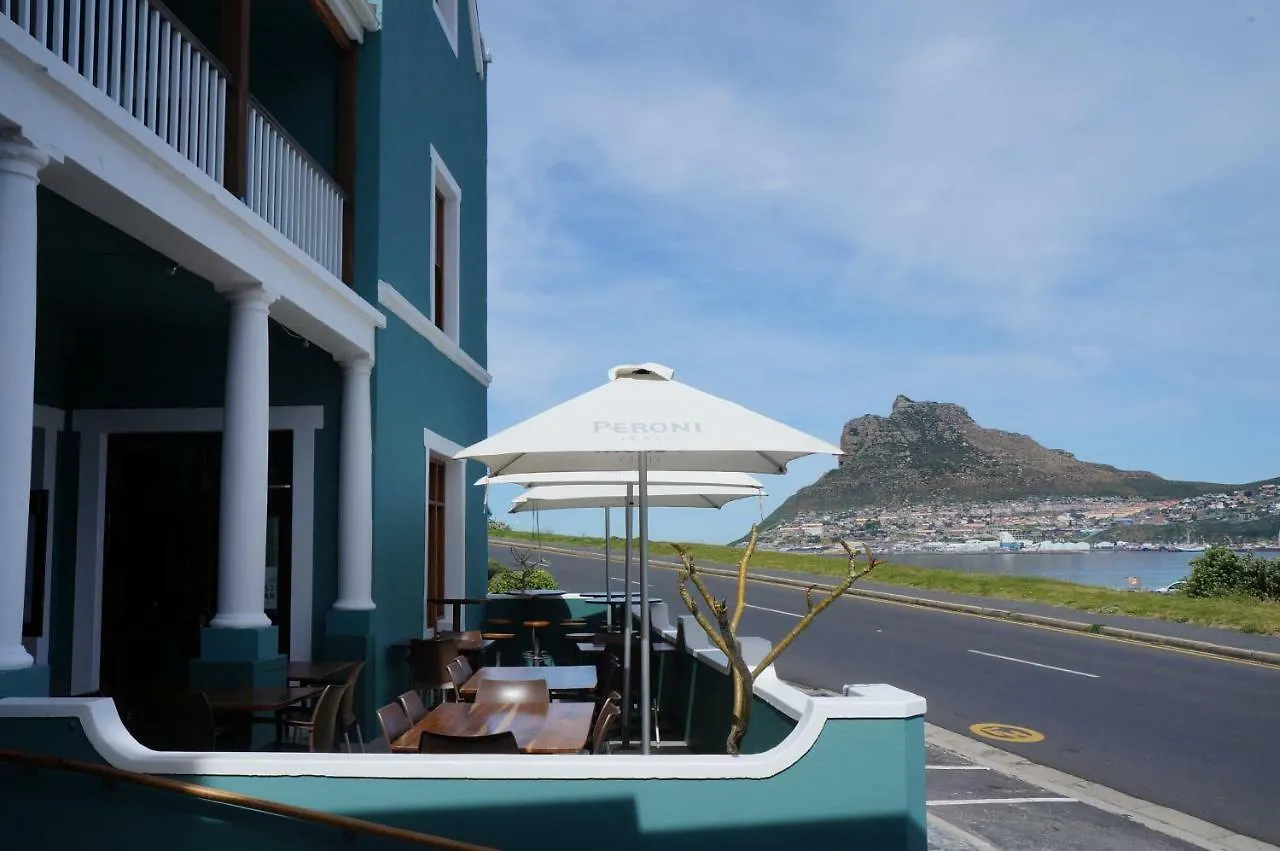 Chapmans Peak Beach Hotel Hout Bay 4*,